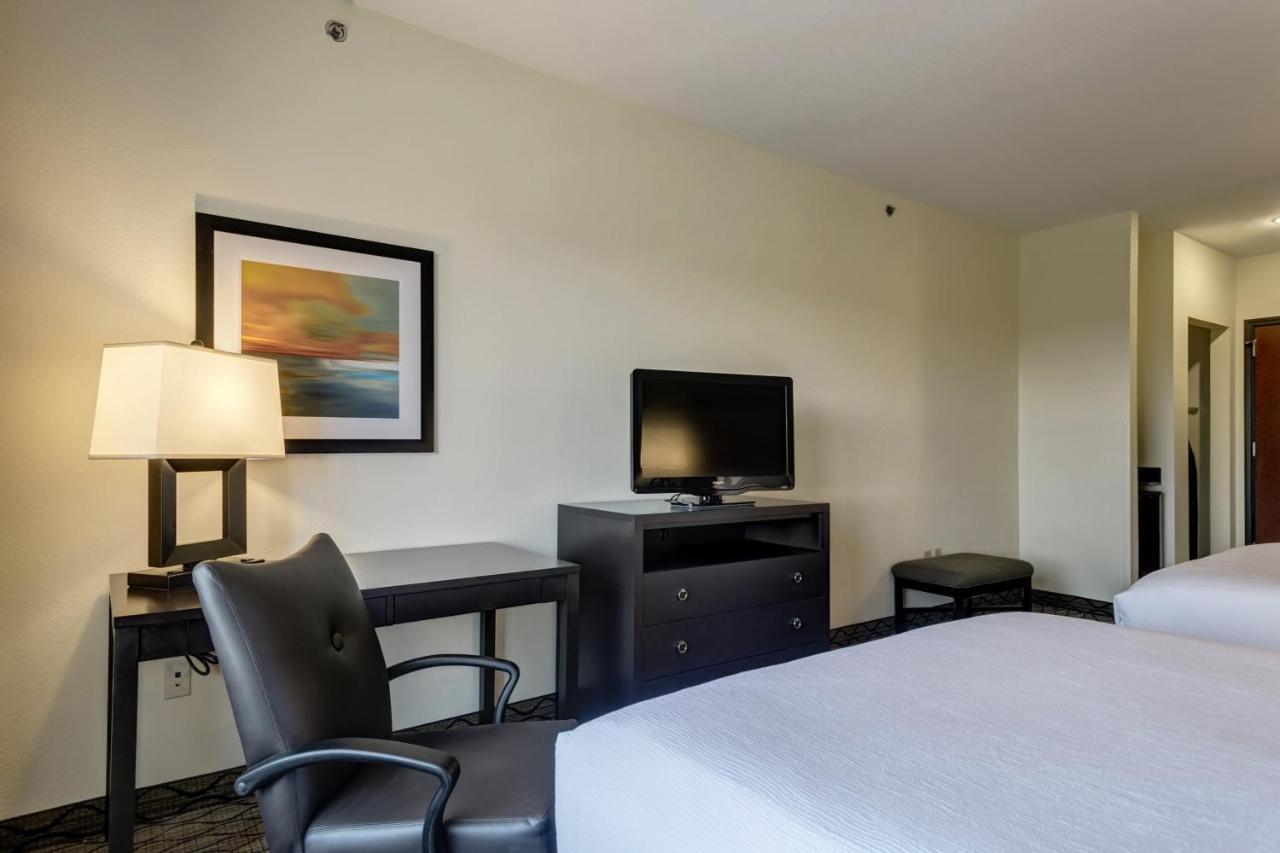 Holiday Inn Express And Suites Sikeston By Ihg Exterior foto