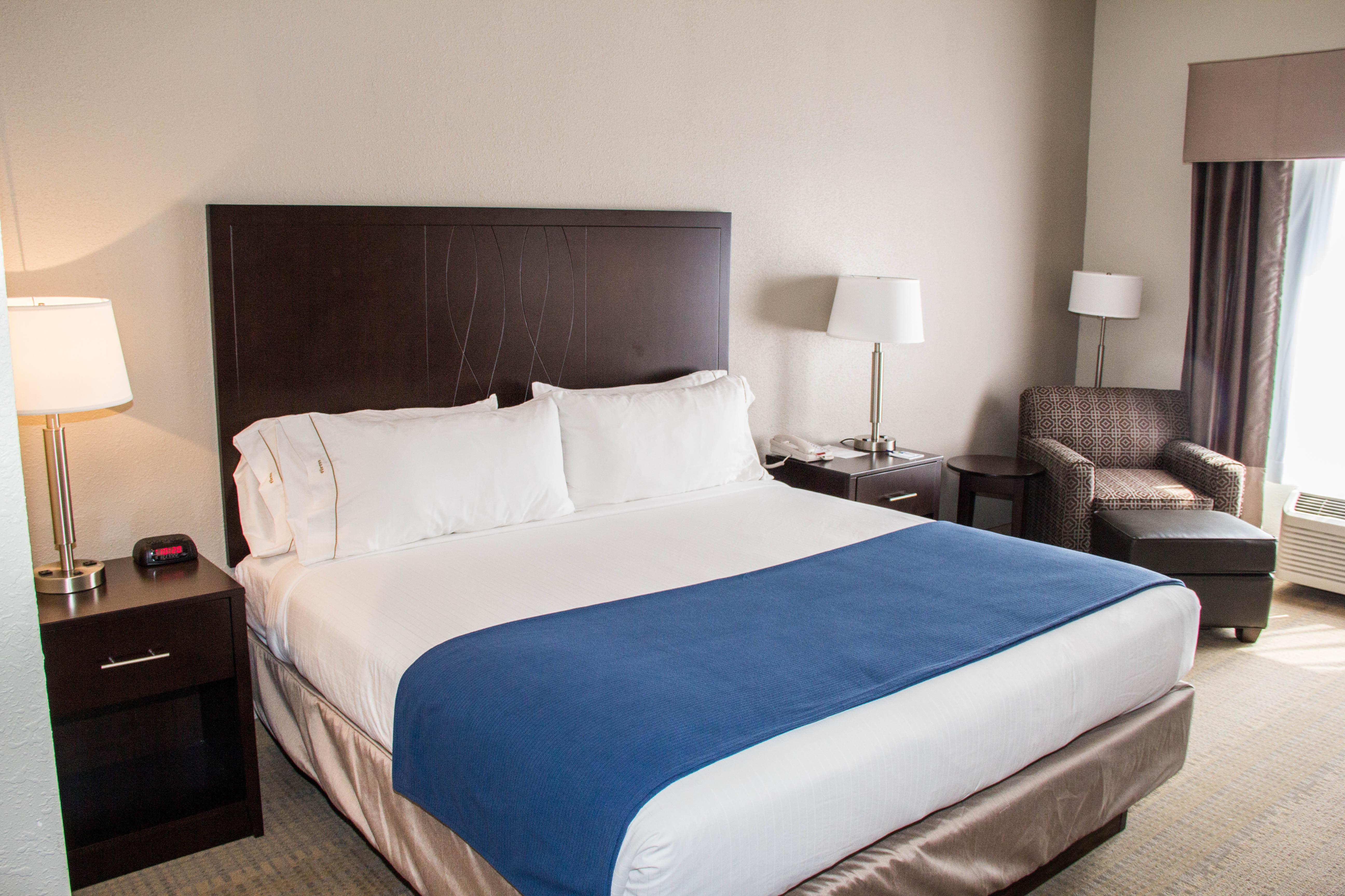 Holiday Inn Express And Suites Sikeston By Ihg Exterior foto
